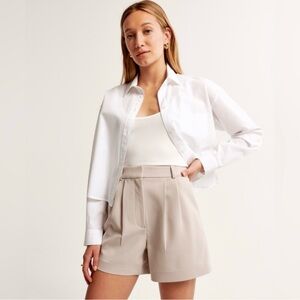 Abercrombie & Fitch High Waist Cream Shorts - Brand New Size M